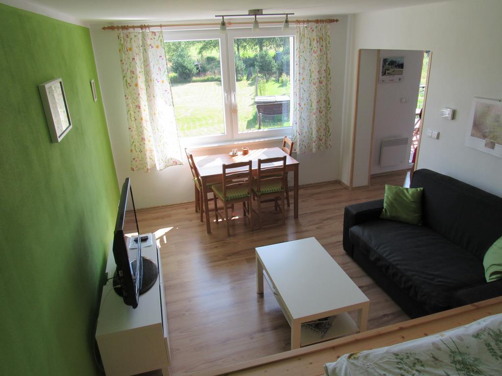 Apartman Stozec Ema מראה חיצוני תמונה